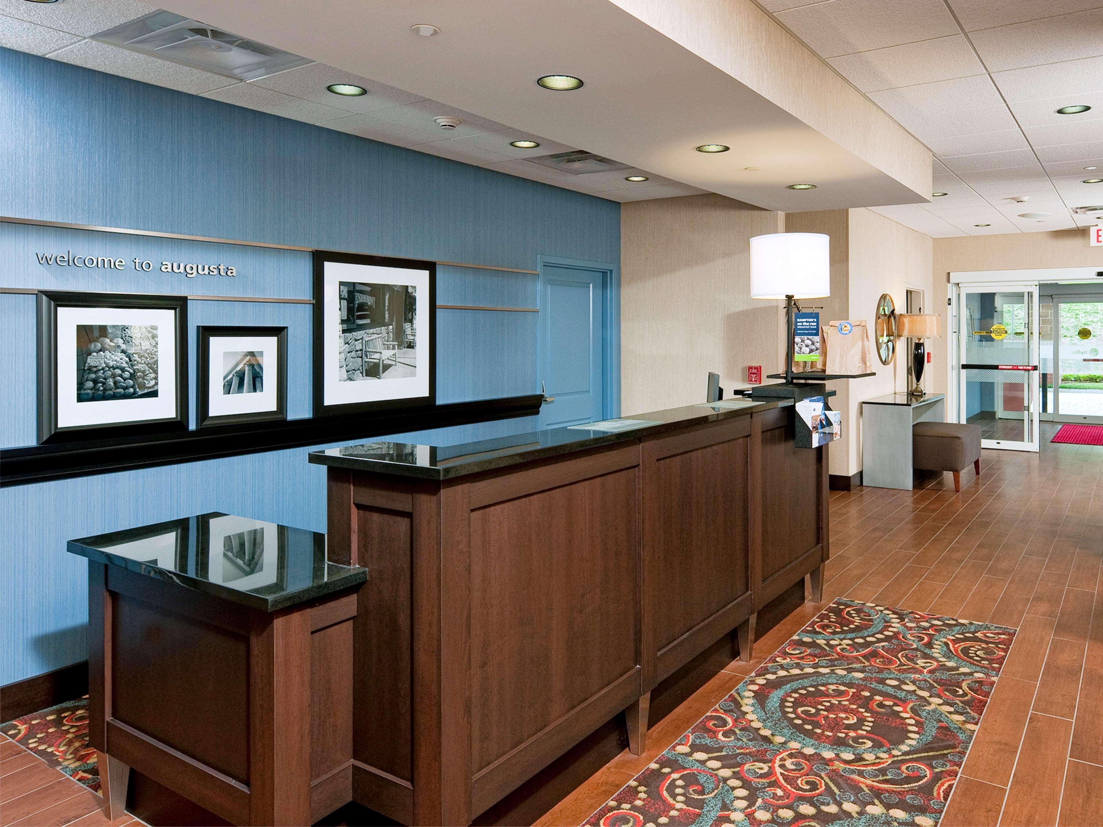 Hampton Inn Augusta Ngoại thất bức ảnh