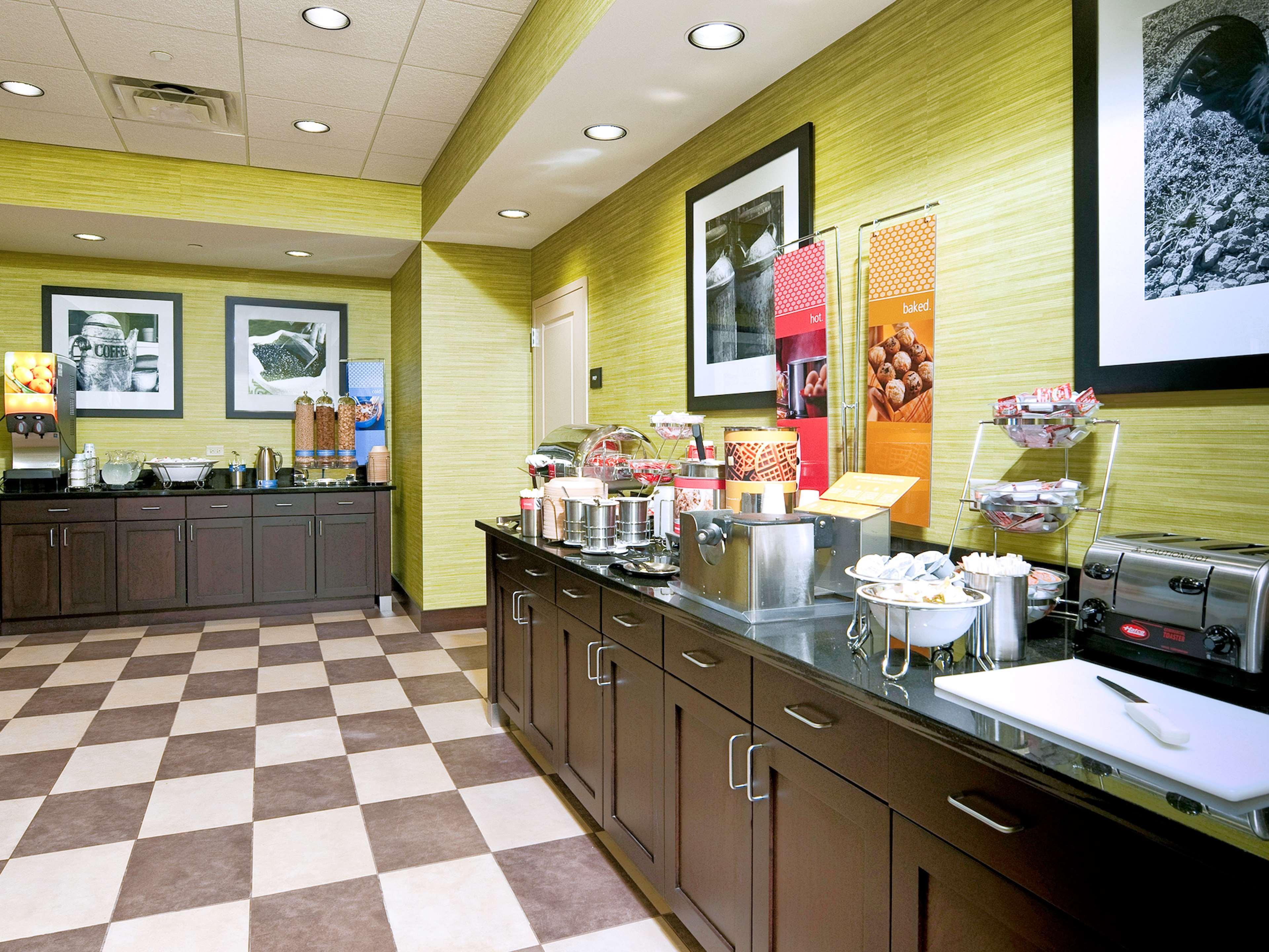 Hampton Inn Augusta Ngoại thất bức ảnh